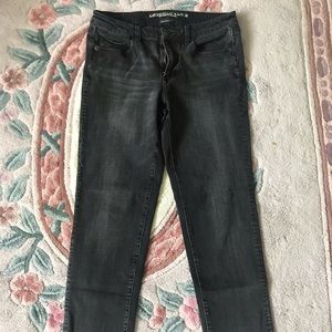 Women’s skinny jeans
